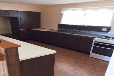 Photo of property in 7 Mahia Place, Kelvin Grove, Palmerston North, 4414