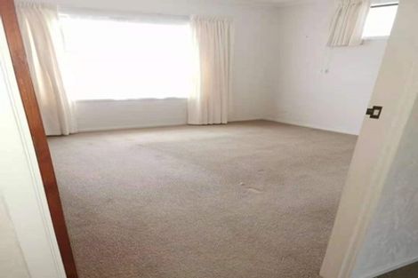 Photo of property in 2/6 Philson Terrace, Browns Bay, Auckland, 0630