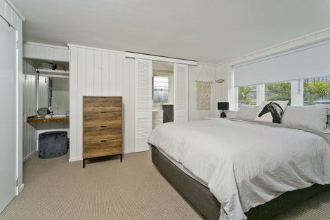 Photo of property in 1/1 Tainui Street, Torbay, Auckland, 0630