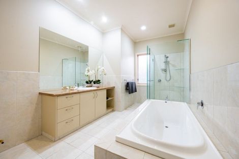 Photo of property in 52 Russell Robertson Drive, Havelock North, 4130