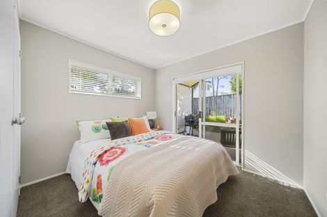 Photo of property in 1/28 Rochester Crescent, Somerville, Auckland, 2014