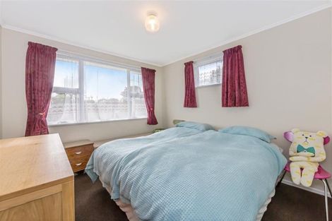 Photo of property in 540 Glenfield Road, Glenfield, Auckland, 0629