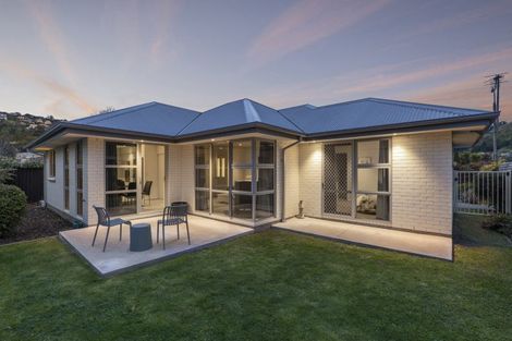 Photo of property in 1 Herbs Place, Cashmere, Christchurch, 8022