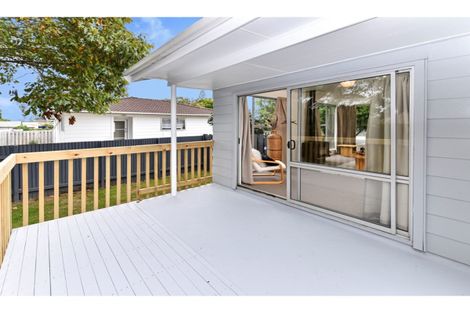 Photo of property in 12 Bedlington Avenue, Manurewa, Auckland, 2102