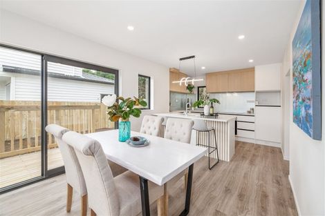 Photo of property in 9b Edwards Avenue, Henderson, Auckland, 0610