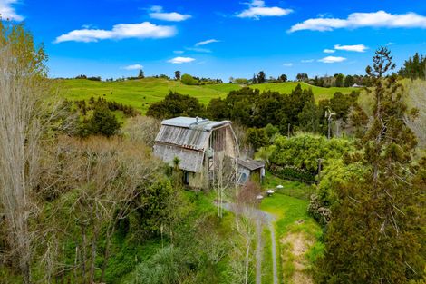 Photo of property in 110 Gibbons Road, Kaiwaka, 0573