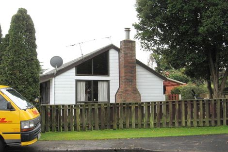 Photo of property in 7 Crestlands Place, Papakura, 2110