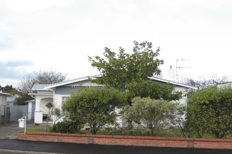 Photo of property in 3 Taradale Road, Marewa, Napier, 4110
