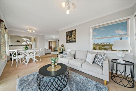 Photo of property in 50 Rogan Street, Mount Roskill, Auckland, 1041