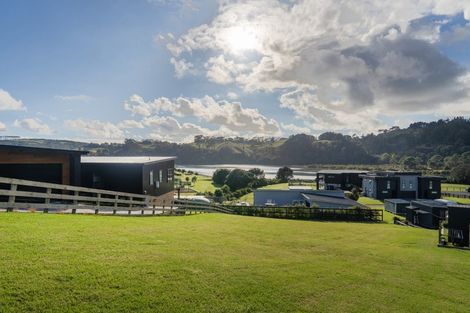 Photo of property in 4 Joyce Harsant Place, Cooks Beach, 3591