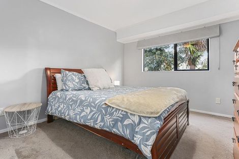 Photo of property in 46a Riserra Drive, Ranui, Auckland, 0612