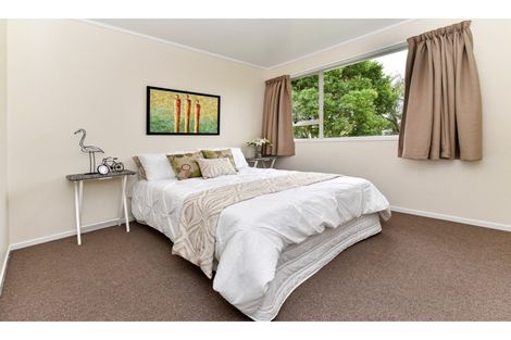 Photo of property in 12 Bedlington Avenue, Manurewa, Auckland, 2102