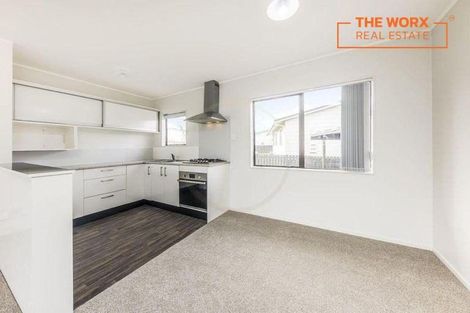 Photo of property in 2/114 Finlayson Avenue, Clendon Park, Auckland, 2103