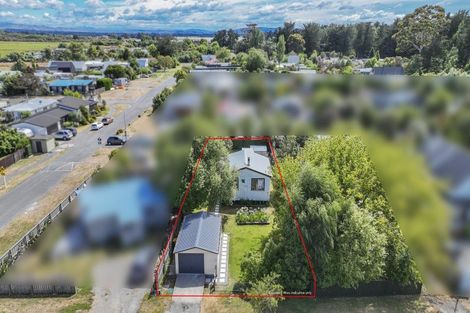 Photo of property in 16 Broadway Avenue, Waikuku Beach, 7473