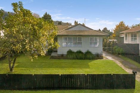 Photo of property in 10 Adam Place, Mangakakahi, Rotorua, 3015