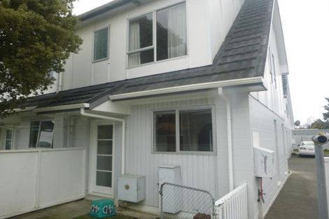 Photo of property in 4d Flock Grove, Fairfield, Lower Hutt, 5011