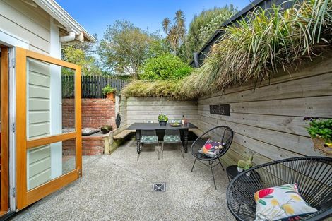 Photo of property in 37 Herald Street, Berhampore, Wellington, 6023