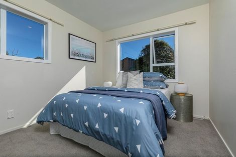 Photo of property in 2/28 East Coast Road, Milford, Auckland, 0620