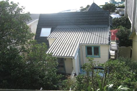 Photo of property in 10 The Crescent, Roseneath, Wellington, 6011