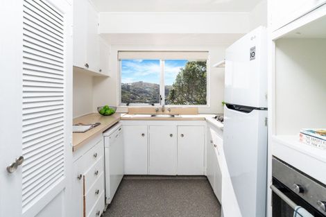 Photo of property in 11 Selkirk Way, Karori, Wellington, 6012