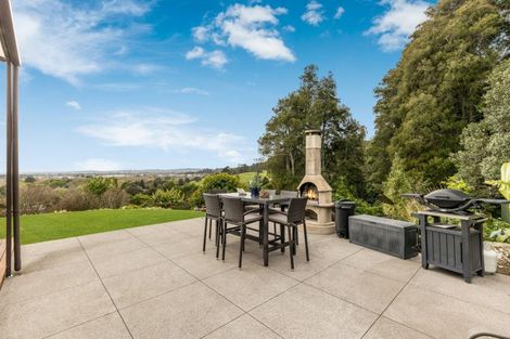 Photo of property in 39 Harry Dreadon Road, Opaheke, Papakura, 2584