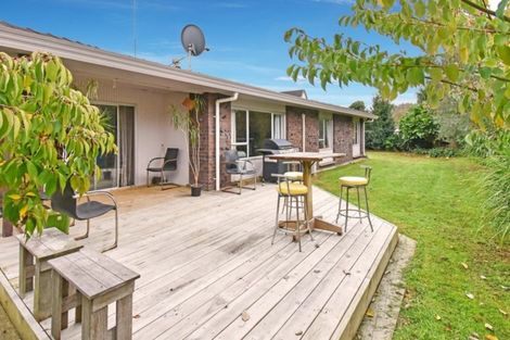 Photo of property in 9 Challen Close, Conifer Grove, Takanini, 2112