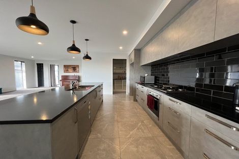 Photo of property in 32 Four Peaks Drive, Wigram, Christchurch, 8025