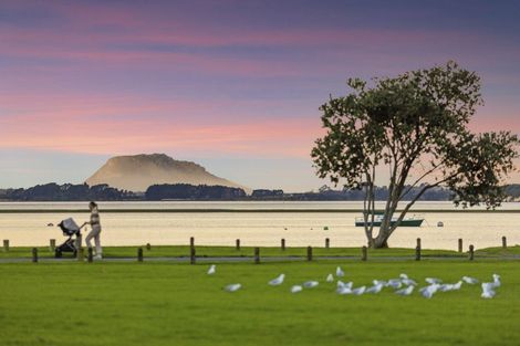 Photo of property in 26 Harbour View Road, Omokoroa, 3114