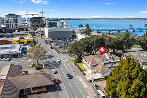 Photo of property in 2/182 Devonport Road, Tauranga, 3110
