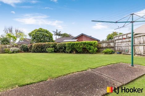 Photo of property in 5 Trossach Place, Wattle Downs, Auckland, 2103