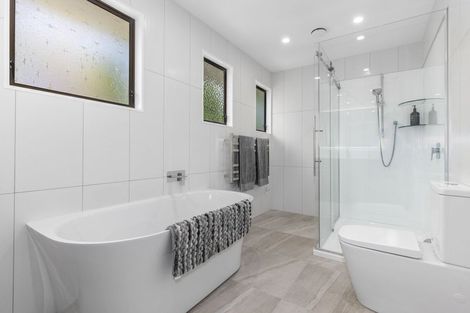 Photo of property in 21 Matai Road, Raumati South, Paraparaumu, 5032