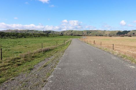 Photo of property in 671 Cornwall Road, East Taratahi, Carterton, 5887