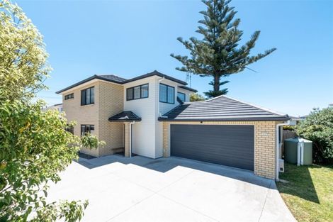 Photo of property in 57a Hepburn Road, Glendene, Auckland, 0602