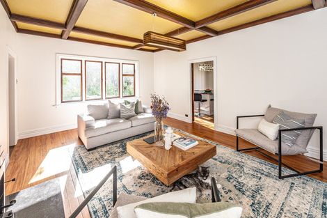 Photo of property in 4 Kent Road, Saint Johns Hill, Whanganui, 4501