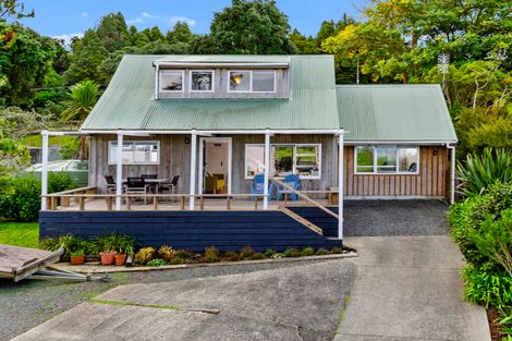 Photo of property in 5 Clinton Road, Tawharanui Peninsula, Warkworth, 0986