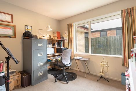 Photo of property in 132 Rothesay Road, Parklands, Christchurch, 8083