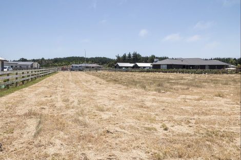 Photo of property in 15 Roma Way, Waitarere, 5510