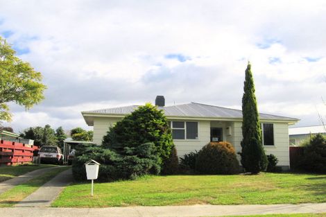 Photo of property in 24 Wynyard Crescent, Tamatea, Napier, 4112