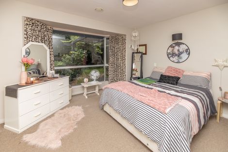 Photo of property in 10a Tracy Place, Redwood, Christchurch, 8051