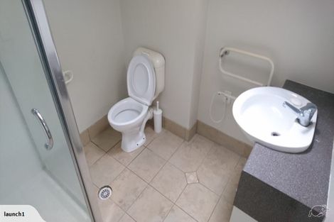 Photo of property in 9/15 Clearwater Cove, West Harbour, Auckland, 0618