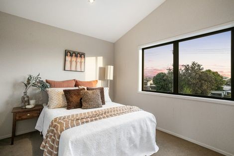 Photo of property in 208a Marine Parade, Mount Maunganui, 3116