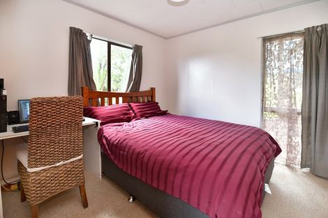 Photo of property in 26a Brian Crescent, Stanmore Bay, Whangaparaoa, 0932