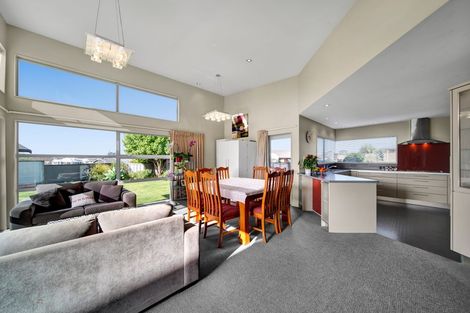 Photo of property in 33 Dillon Drive, Bell Block, New Plymouth, 4312