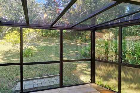 Photo of property in 2/5 Keldale Place, Forrest Hill, Auckland, 0620