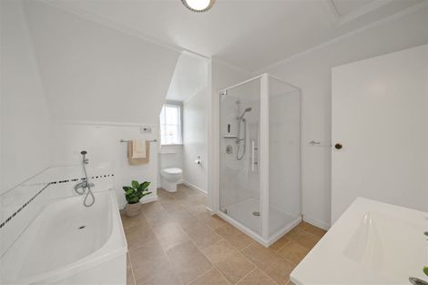 Photo of property in 296 College Street, West End, Palmerston North, 4410