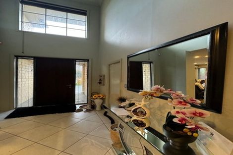 Photo of property in 8 Kingsgate Place, Dannemora, Auckland, 2016