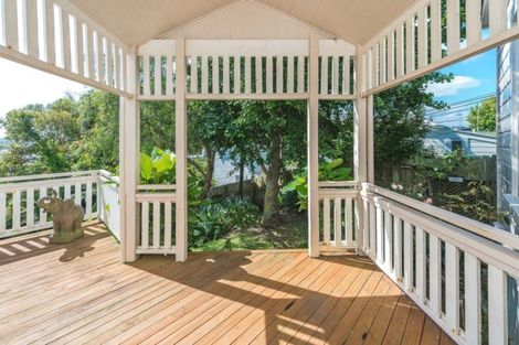 Photo of property in 64 Hipango Terrace, Durie Hill, Whanganui, 4500