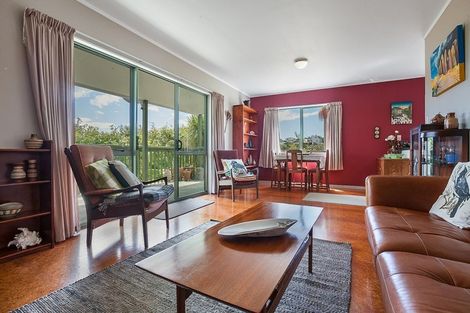 Photo of property in 50 Paradise Road, Coopers Beach, 0420