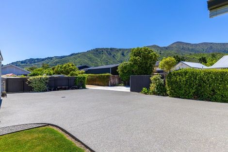 Photo of property in 6a Huia Street, Waikawa, Picton, 7220
