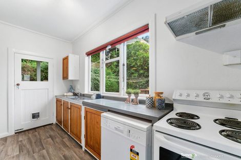 Photo of property in 83 Grafton Road, Roseneath, Wellington, 6011
